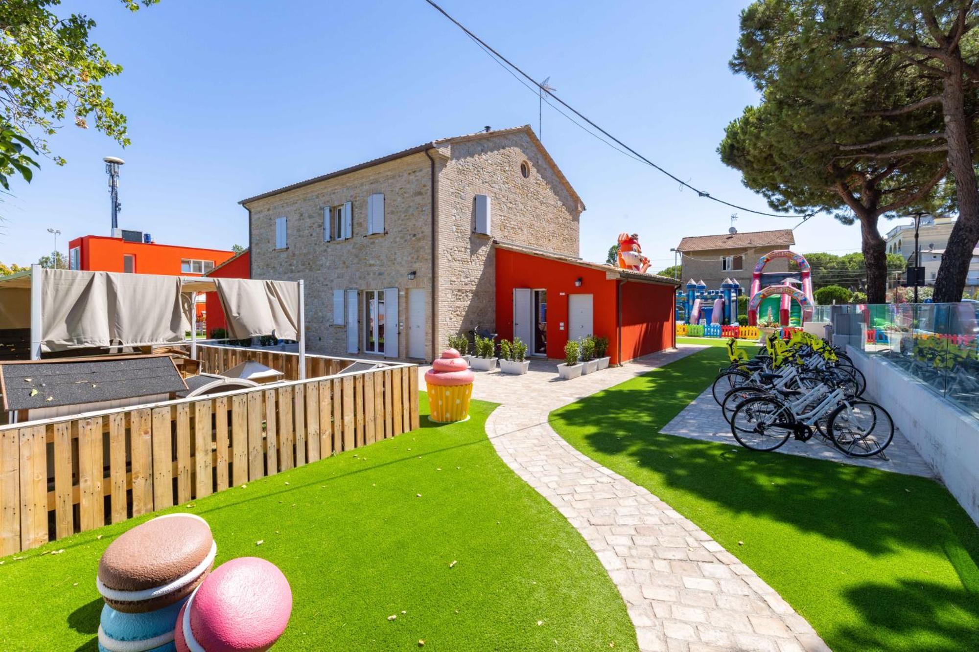 Ciccio Hotel Misano Adriatico Exterior foto